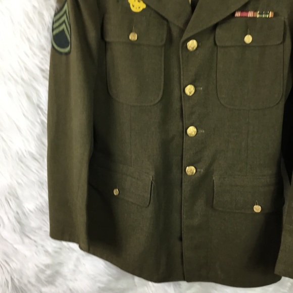 SOLD --Military US Original WW2 8th infantry division Tunic Military UNIFORM - Picture 5 of 8